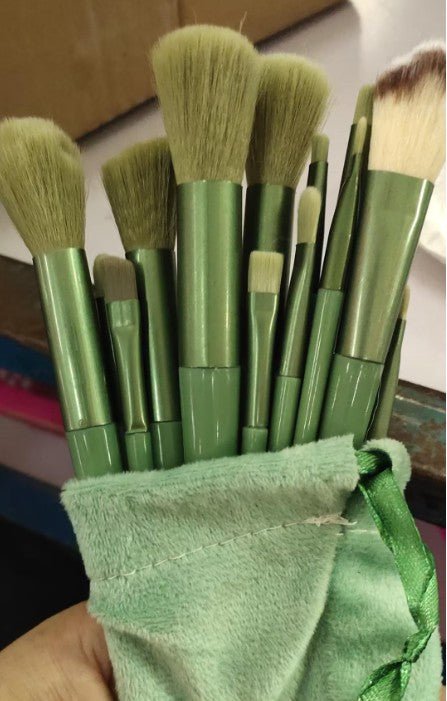 13-Piece Makeup Brush Set – photo 11