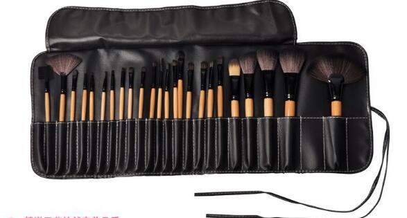 24-Piece Makeup Brush Set with Gift Bag – photo 4